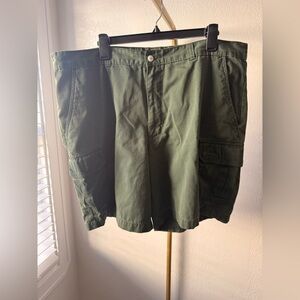 Puritan Men’s Cargo Shorts Size 40 Olive Green Utility Casual Shorts